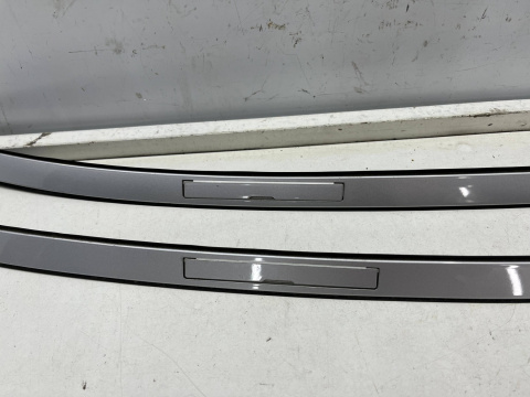 Listwa BMW E92 Coupe 04-12r. dachowa prawa lewa nakładka KOMPLET z zaślepkami 354/7 Titansliber Metallic 7119707 7119708 Listwa BMW E92 Coupe 04-12r. dachowa prawa lewa nakładka KOMPLET z zaślepkami 354/7 Titansliber Metallic 7119707 7119708