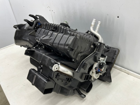 Nagrzewnica Hyundai i30 I FD 07-12r. wersja z KLIMĄ obudowa chłodnicy wody parownik klimatyzacji Nagrzewnica Hyundai i30 I FD 07-12r. wersja z KLIMĄ obudowa chłodnicy wody parownik klimatyzacji
