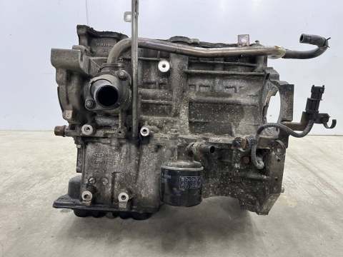 Blok silnika Hyundai i30 i20 ix20 Venga Ceed Rio 07r.- 1.4 16v DOHC benzyna WAŁ TŁOKI cały dół kod G4FA 
