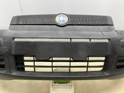 Zderzak przedni Fiat Panda II 2 03-12r. przód 735316597 Zderzak przedni Fiat Panda II 2 03-12r. przód 735316597