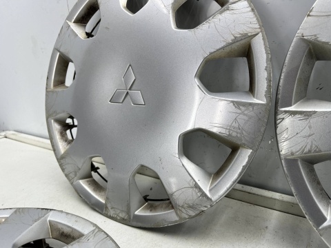 Kołpak Mitsubishi Colt VI 6 Z30 04-12r. oryginalne r14 14 cali 4szt. KOMPLET 3982so10 Kołpak Mitsubishi Colt VI 6 Z30 04-12r. oryginalne r14 14 cali 4szt. KOMPLET 3982so10
