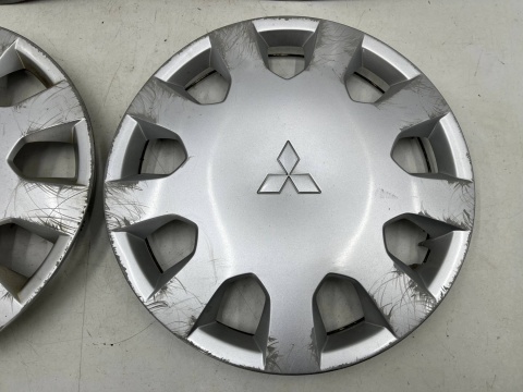 Kołpak Mitsubishi Colt VI 6 Z30 04-12r. oryginalne r14 14 cali 4szt. KOMPLET 3982so10 Kołpak Mitsubishi Colt VI 6 Z30 04-12r. oryginalne r14 14 cali 4szt. KOMPLET 3982so10