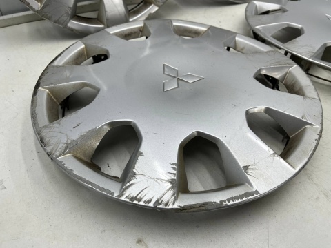 Kołpak Mitsubishi Colt VI 6 Z30 04-12r. oryginalne r14 14 cali 4szt. KOMPLET 3982so10 Kołpak Mitsubishi Colt VI 6 Z30 04-12r. oryginalne r14 14 cali 4szt. KOMPLET 3982so10