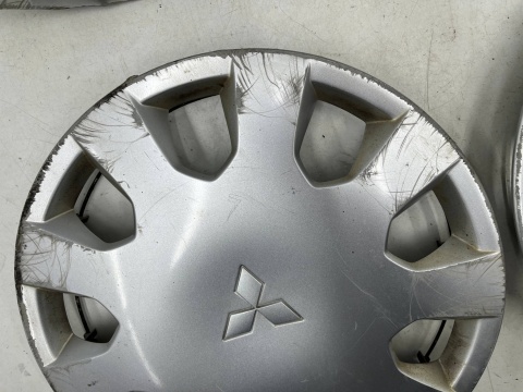 Kołpak Mitsubishi Colt VI 6 Z30 04-12r. oryginalne r14 14 cali 4szt. KOMPLET 3982so10 Kołpak Mitsubishi Colt VI 6 Z30 04-12r. oryginalne r14 14 cali 4szt. KOMPLET 3982so10
