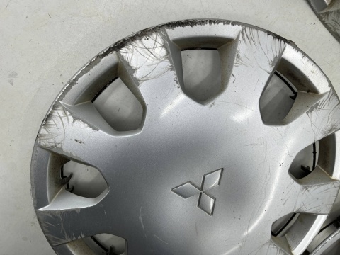 Kołpak Mitsubishi Colt VI 6 Z30 04-12r. oryginalne r14 14 cali 4szt. KOMPLET 3982so10 Kołpak Mitsubishi Colt VI 6 Z30 04-12r. oryginalne r14 14 cali 4szt. KOMPLET 3982so10