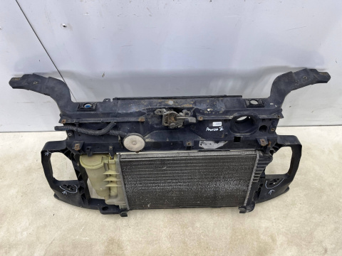 Pas przedni Fiat Panda 2 II 03-12r. kompletny z wiatrakiem i chłodnicami belka wzmocnienie Pas przedni Fiat Panda 2 II 03-12r. kompletny z wiatrakiem i chłodnicami belka wzmocnienie