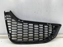 Atrapa BMW M3 F80 M4 F82 F83 13-21r. kratka zderzaka prawa przednia 8054302