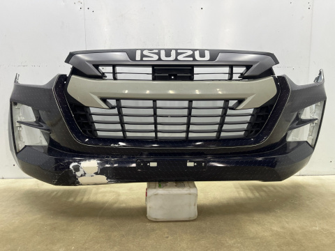 Zderzak przedni Isuzu D-Max DMax 3 III 20r.- przód  