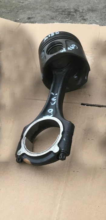 Tłok Mercedes w169 w245 04-12r. 2.0 CDI 640 diesel korbowód