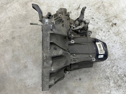 Skrzynia biegów Renault Kangoo I 97-08r. manualna kod JR5124 7701717734 Skrzynia biegów Renault Kangoo I 97-08r. manualna kod JR5124 7701717734