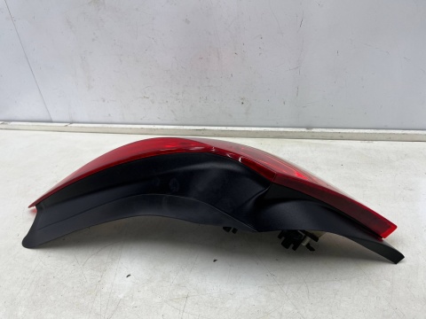 Lampa Opel Insignia A sedan HB 08-13r. PRAWA tylna w błotnik EUROPA EU oryginalna PRAWY tył z wkładem Lampa Opel Insignia A sedan HB 08-13r. PRAWA tylna w błotnik EUROPA EU oryginalna PRAWY tył z wkładem