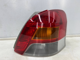 Lampa Toyota Yaris 2 II LIFT 09-11r. prawa tylna w błotnik oryginalna EUROPA prawy tył LED 81550-0d250