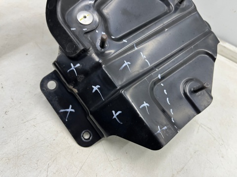 Mocowanie radaru Mitsubishi Outlander 3 III 12-22r. tylny kosz uchwyt stelaż mocowanie na Asystent Pasa 8639a201 Mocowanie radaru Mitsubishi Outlander 3 III 12-22r. tylny kosz uchwyt stelaż mocowanie na Asystent Pasa 8639a201