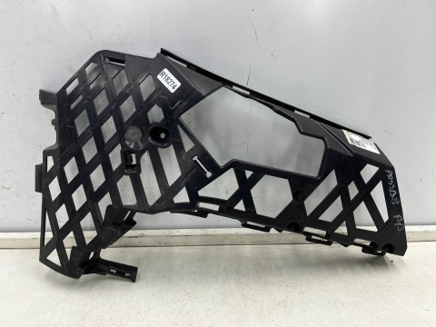 Ślizg VW Passat B8 3g0 14-19r. prawe przednie mocowanie zderzaka wspornik pod reflektor prawy przód 3g0807178 Ślizg VW Passat B8 3g0 14-19r. prawe przednie mocowanie zderzaka wspornik pod reflektor prawy przód 3g0807178