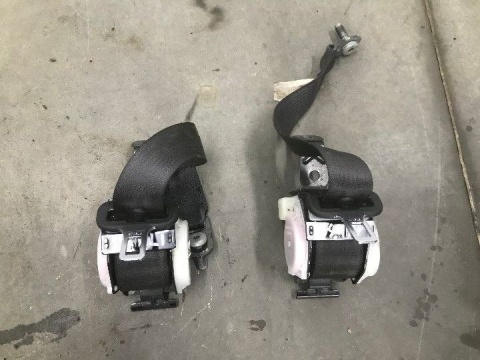 Pas bezpieczeństwa Opel Insignia A 1 I HB sedan 08-17r. lewy prawy tył 13288436 Pas bezpieczeństwa Opel Insignia A 1 I HB sedan 08-17r. lewy prawy tył 13288436