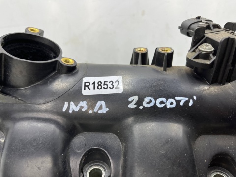 Kolektor ssący Opel Insignia A Astra J Zafira C 08-17r. 2.0 CDTi kolektor dolotowy 55565592 Kolektor ssący Opel Insignia A Astra J Zafira C 08-17r. 2.0 CDTi kolektor dolotowy 55565592