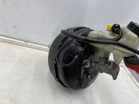 Pompa hamulcowa Opel Insignia A Saab 9-5 II 08-17r. 2.0 CDTi serwo wspomaganie hamulca EUROPA 13228183 Pompa hamulcowa Opel Insignia A Saab 9-5 II 08-17r. 2.0 CDTi serwo wspomaganie hamulca EUROPA 13228183