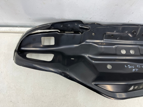 Poszycie Mitsubishi L200 LIFT 12-20r. PRAWY tylny okular lampy mocowanie błotnika ĆWIARTKA NOWA ORYGINALNA 6722a884 Poszycie Mitsubishi L200 LIFT 12-20r. PRAWY tylny okular lampy mocowanie błotnika ĆWIARTKA NOWA ORYGINALNA 6722a884