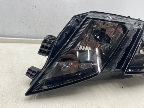 Lampa reflektor Skoda Octavia III LIFT 16-20r. lewa przednia na żarówkę H7 DRL LED lewy przód 5e1941015c Lampa reflektor Skoda Octavia III LIFT 16-20r. lewa przednia na żarówkę H7 DRL LED lewy przód 5e1941015c