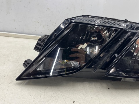 Lampa reflektor Skoda Octavia III LIFT 16-20r. lewa przednia na żarówkę H7 DRL LED lewy przód 5e1941015c Lampa reflektor Skoda Octavia III LIFT 16-20r. lewa przednia na żarówkę H7 DRL LED lewy przód 5e1941015c