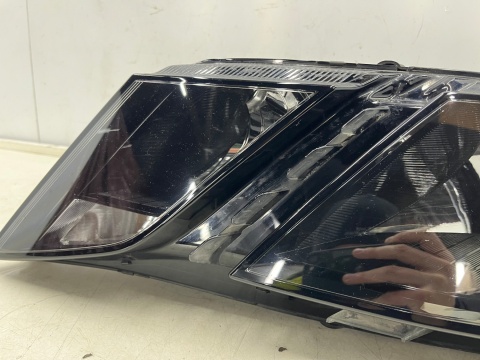 Lampa reflektor Skoda Octavia III LIFT 16-20r. lewa przednia na żarówkę H7 DRL LED lewy przód 5e1941015c Lampa reflektor Skoda Octavia III LIFT 16-20r. lewa przednia na żarówkę H7 DRL LED lewy przód 5e1941015c