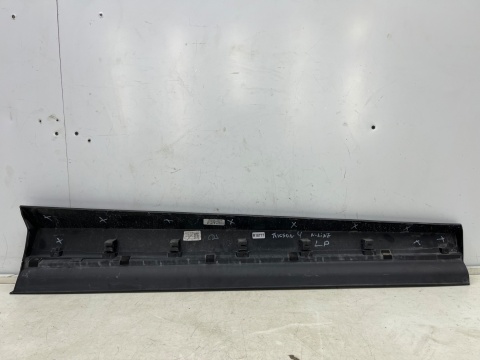 Listwa Hyundai Tucson IV 4 N-Line Nline NX4 20r.- LEWA przednia listwa dolna drzwi lewy przód 87723-n7ca0 Listwa Hyundai Tucson IV 4 N-Line Nline NX4 20r.- LEWA przednia listwa dolna drzwi lewy przód 87723-n7ca0
