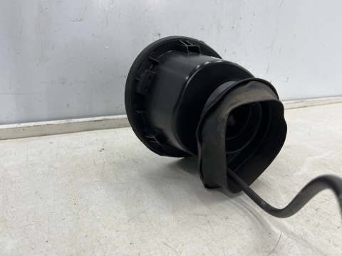 Klapka wlewu paliwa Ford Fiesta VII MK8 17-22r. nie przebita h1bb-a27936 Klapka wlewu paliwa Ford Fiesta VII MK8 17-22r. nie przebita h1bb-a27936