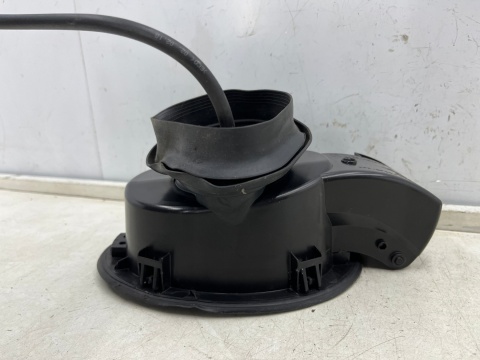 Klapka wlewu paliwa Ford Fiesta VII MK8 17-22r. nie przebita h1bb-a27936 Klapka wlewu paliwa Ford Fiesta VII MK8 17-22r. nie przebita h1bb-a27936