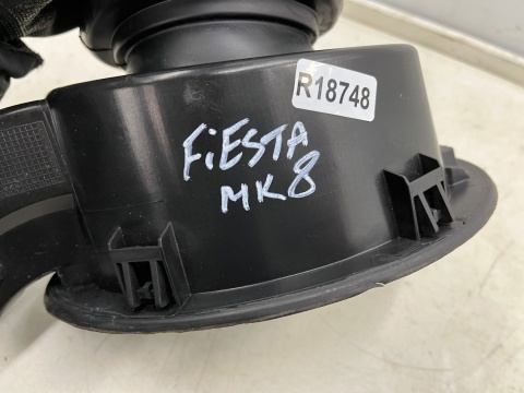Klapka wlewu paliwa Ford Fiesta VII MK8 17-22r. nie przebita h1bb-a27936 Klapka wlewu paliwa Ford Fiesta VII MK8 17-22r. nie przebita h1bb-a27936