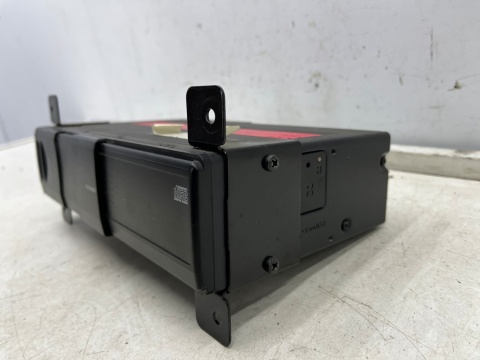 Radio BMW 3 5 7 E46 E39 E38 X5 E53 czytnik zmieniarka CD na 6 płyt 6913389 Radio BMW 3 5 7 E46 E39 E38 X5 E53 czytnik zmieniarka CD na 6 płyt 6913389