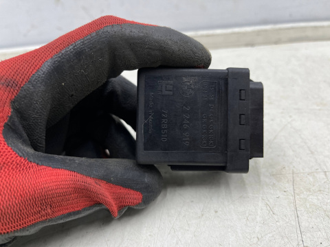 Moduł BMW E38 E39 E46 E52 X5 E53 95-06r. 3.0d DIESEL M57 przekaznik świec żarowych zapłonowych 2246919 Moduł BMW E38 E39 E46 E52 X5 E53 95-06r. 3.0d DIESEL M57 przekaznik świec żarowych zapłonowych 2246919