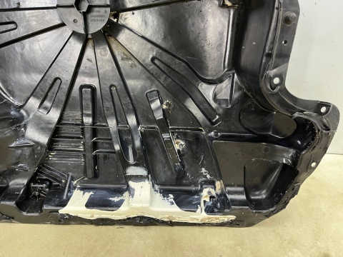 Podłoga bagażnika Renault Megane 2 II kombi 02-09r. wanna koła zapasowego plastikowa 8200299694 Podłoga bagażnika Renault Megane 2 II kombi 02-09r. wanna koła zapasowego plastikowa 8200299694