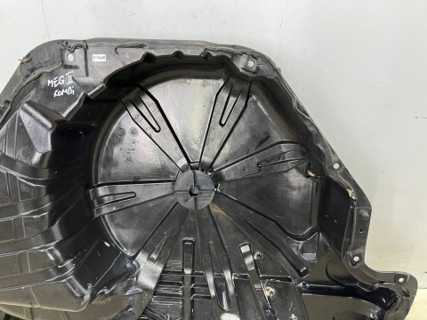 Podłoga bagażnika Renault Megane 2 II kombi 02-09r. wanna koła zapasowego plastikowa 8200299694 Podłoga bagażnika Renault Megane 2 II kombi 02-09r. wanna koła zapasowego plastikowa 8200299694