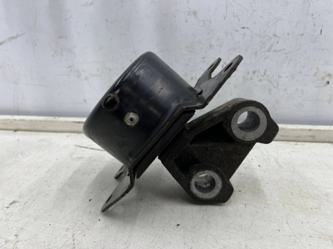 Poduszka silnika Opel Meriva A Corsa C 03-10r. 1.4 Benzyna mocowanie łapa silnika 13109200 Poduszka silnika Opel Meriva A Corsa C 03-10r. 1.4 Benzyna mocowanie łapa silnika 13109200