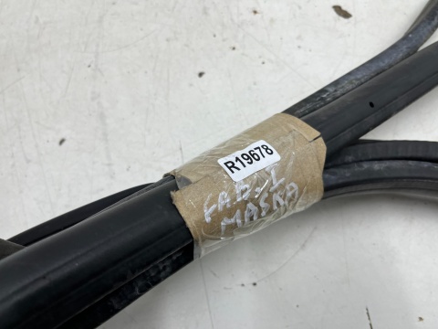 Uszczelka maski Skoda Fabia I 6y 99-08r. guma komory silnika pod maską NIEUSZKODZONA Uszczelka maski Skoda Fabia I 6y 99-08r. guma komory silnika pod maską NIEUSZKODZONA