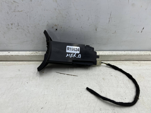 Siłownik klapki paliwa Opel Meriva A 03-10r. silniczek klapki wlewu 13224654 Siłownik klapki paliwa Opel Meriva A 03-10r. silniczek klapki wlewu 13224654