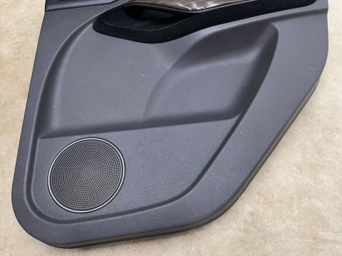 Tapicerka Ford C-Max MK1 LIFT 06-10r. boczki drzwi KOMPLET tapicerek prawy lewy tył przód EU Europa Tapicerka Ford C-Max MK1 LIFT 06-10r. boczki drzwi KOMPLET tapicerek prawy lewy tył przód EU Europa