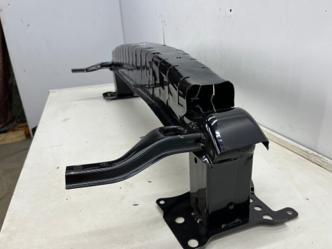 Belka zderzaka VW Passat B7 10-15r. przednie wzmocnienie pasa belka przód 3AA807109B Belka zderzaka VW Passat B7 10-15r. przednie wzmocnienie pasa belka przód 3AA807109B