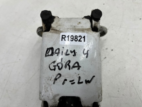 Zawias drzwi Iveco Daily 4 IV 14r.- GÓRNY zawias 270 stopni lewych prawych tylnych drzwi bagażnika otwieranych prawy lewy tył Zawias drzwi Iveco Daily 4 IV 14r.- GÓRNY zawias 270 stopni lewych prawych tylnych drzwi bagażnika otwieranych prawy lewy tył