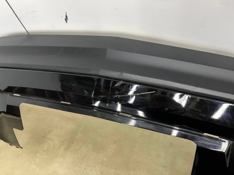 Zderzak tylny Cadillac XT4 18-23r. Przedlift tył 84453767 Zderzak tylny Cadillac XT4 18-23r. Przedlift tył 84453767