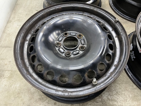 Felga Ford C-max Focus Kuga Mondeo 2004r.- 6,5jx16 5x108 ET50 felgi stalowe 16 cali Alcar 8325 KOMPLET Felga Ford C-max Focus Kuga Mondeo 2004r.- 6,5jx16 5x108 ET50 felgi stalowe 16 cali Alcar 8325 KOMPLET