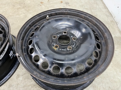 Felga Ford C-max Focus Kuga Mondeo 2004r.- 6,5jx16 5x108 ET50 felgi stalowe 16 cali Alcar 8325 KOMPLET Felga Ford C-max Focus Kuga Mondeo 2004r.- 6,5jx16 5x108 ET50 felgi stalowe 16 cali Alcar 8325 KOMPLET
