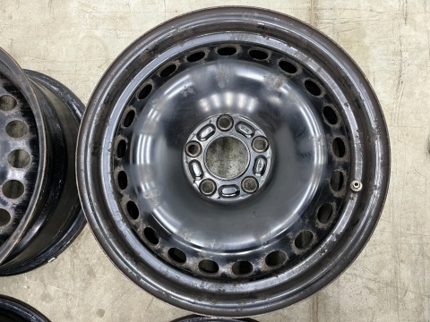 Felga Ford C-max Focus Kuga Mondeo 2004r.- 6,5jx16 5x108 ET50 felgi stalowe 16 cali Alcar 8325 KOMPLET Felga Ford C-max Focus Kuga Mondeo 2004r.- 6,5jx16 5x108 ET50 felgi stalowe 16 cali Alcar 8325 KOMPLET