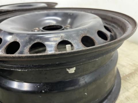 Felga Ford C-max Focus Kuga Mondeo 2004r.- 6,5jx16 5x108 ET50 felgi stalowe 16 cali Alcar 8325 KOMPLET Felga Ford C-max Focus Kuga Mondeo 2004r.- 6,5jx16 5x108 ET50 felgi stalowe 16 cali Alcar 8325 KOMPLET