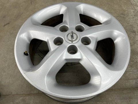 Felga Opel Vectra C Signum 02-08r. 6jx16 ET44 5x110 felga aluminiowa 16 cali oryginalna Felga Opel Vectra C Signum 02-08r. 6jx16 ET44 5x110 felga aluminiowa 16 cali oryginalna