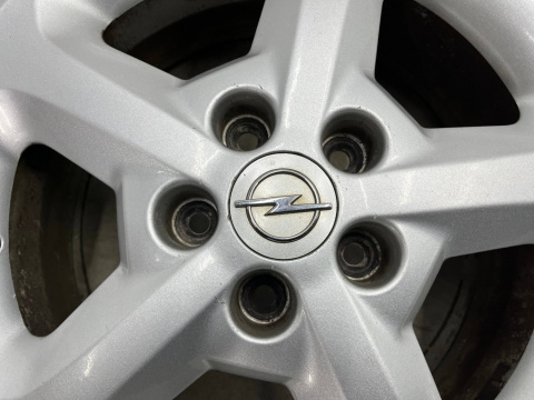 Felga Opel Vectra C Signum 02-08r. 6jx16 ET44 5x110 felga aluminiowa 16 cali oryginalna Felga Opel Vectra C Signum 02-08r. 6jx16 ET44 5x110 felga aluminiowa 16 cali oryginalna