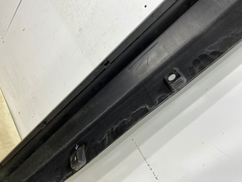 Listwa progowa Suzuki Vitara II III 15r.- PRAWA nakładka progu zewnętrzna próg prawy 77231-54p0 Listwa progowa Suzuki Vitara II III 15r.- PRAWA nakładka progu zewnętrzna próg prawy 77231-54p0