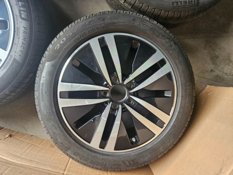 Felga Mercedes w177 CLA C118 X118 w247 CL c215 6.5jx17 ET44 5x112 felgi aluminiowe Z OPONAMI 17 cali oryginalne KOMPLET Felga Mercedes w177 CLA C118 X118 w247 CL c215 6.5jx17 ET44 5x112 felgi aluminiowe Z OPONAMI 17 cali oryginalne KOMPLET