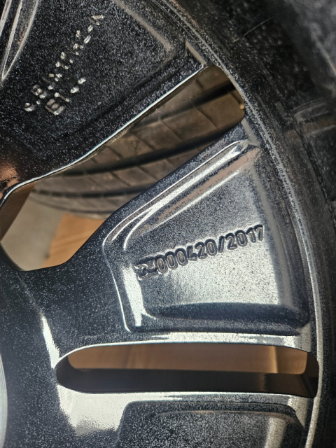 Felga Mercedes w177 CLA C118 X118 w247 CL c215 6.5jx17 ET44 5x112 felgi aluminiowe Z OPONAMI 17 cali oryginalne KOMPLET Felga Mercedes w177 CLA C118 X118 w247 CL c215 6.5jx17 ET44 5x112 felgi aluminiowe Z OPONAMI 17 cali oryginalne KOMPLET