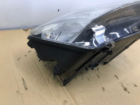 Lampa reflektor Ford C-Max MK1 CMax Mk1 LIFT 06-10r. PRAWA przednia oryginalna H7 H1 prawy przód EUROPA 7m51-13w029-aa Lampa reflektor Ford C-Max MK1 CMax Mk1 LIFT 06-10r. PRAWA przednia oryginalna H7 H1 prawy przód EUROPA 7m51-13w029-aa